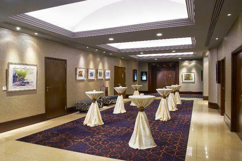Khách sạn Rendezvous By Far East Hospitality 4*